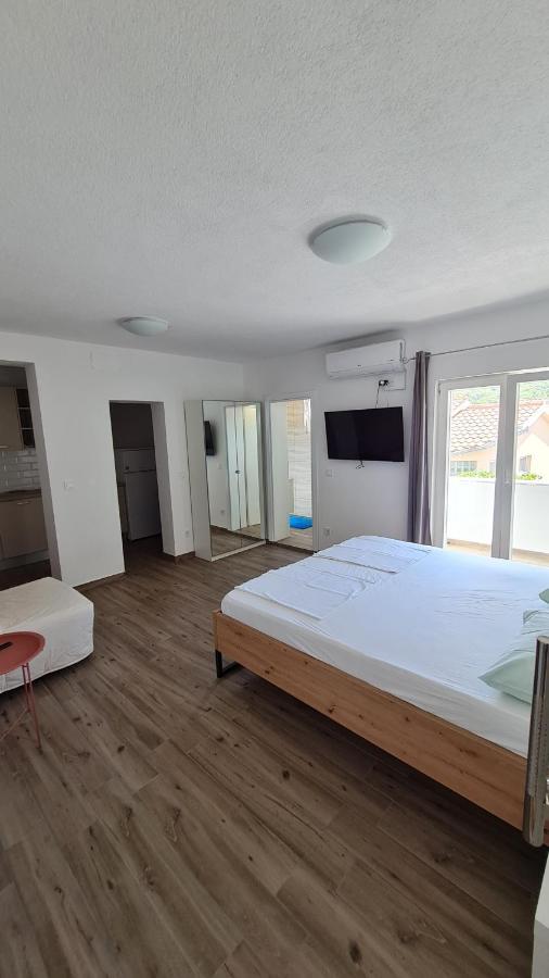 Grebaštica Apartmani Mlinar - Studio Apartment מראה חיצוני תמונה